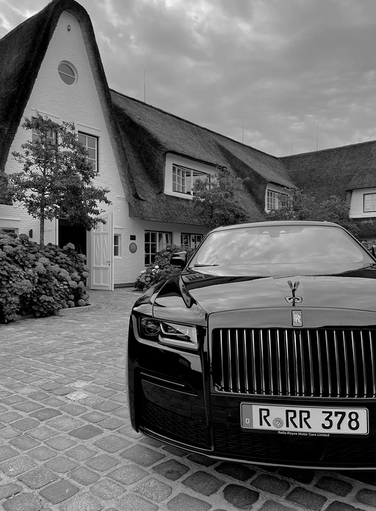 Rolls Royce Black Badge Ghost